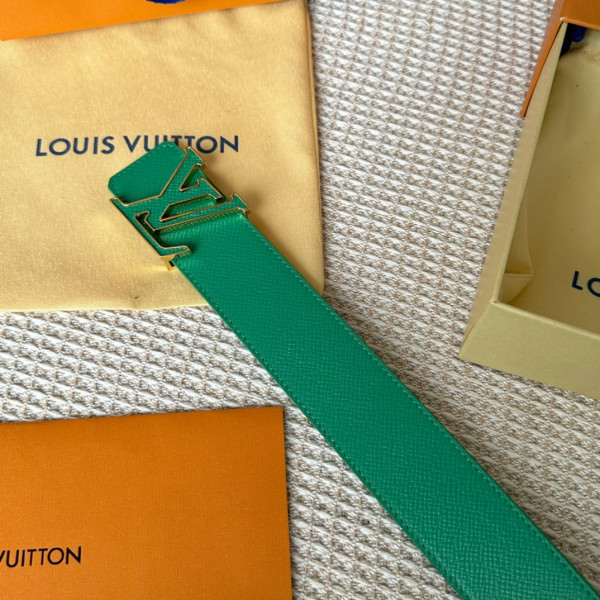 l0*is V*t0n belt
