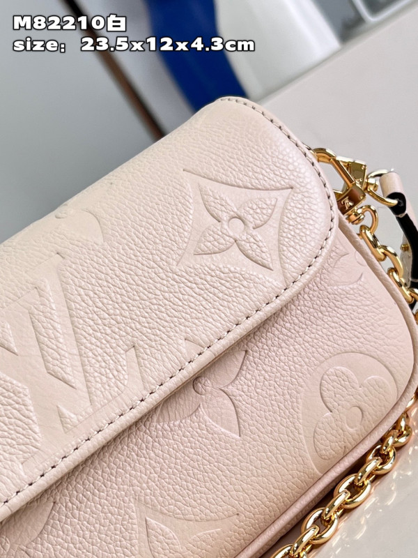 l0*is V*t0n wallet on chain ivy-23.5*12*4.3cm