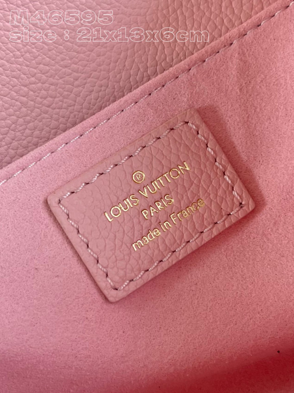 l0*is V*t0n pochette metis east west