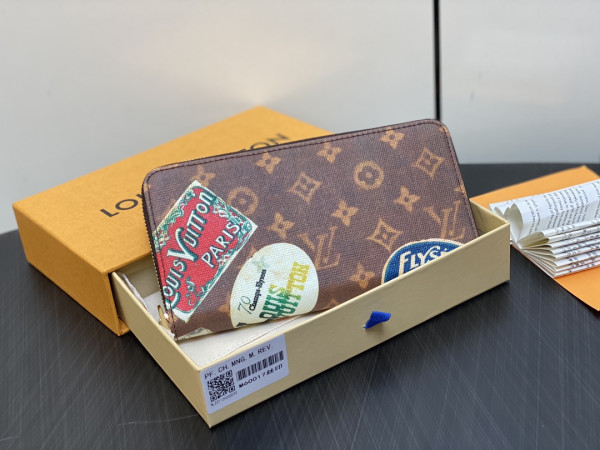 l0*is V*t0n zippy wallet-10*20*2 cm