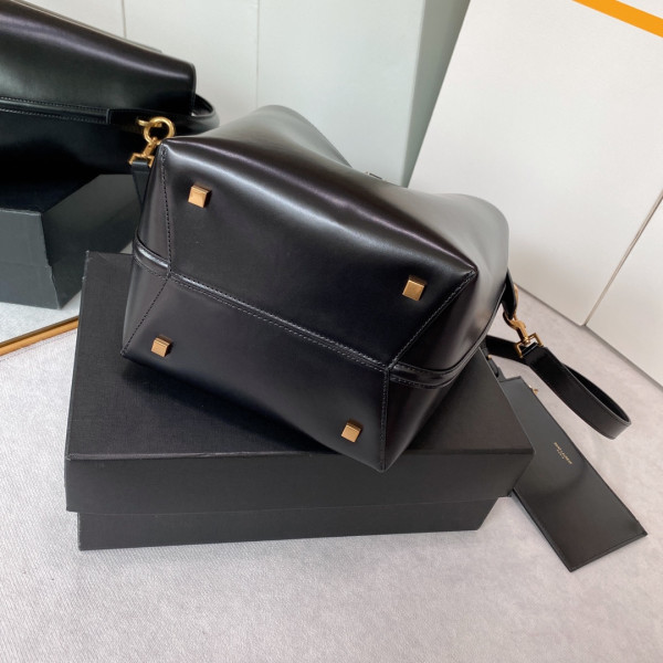 Y*L le 37 large bag-20*25*16cm