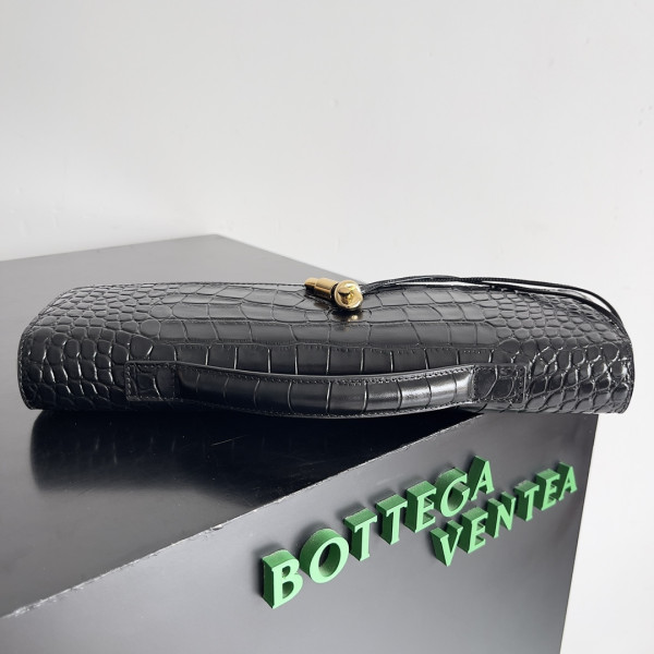 bo*te*ga Ve*ne*ta long clutch andiamo with handle-31*13*3cm