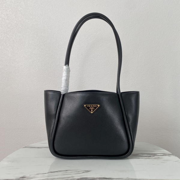 Pra*a medium leather handbag-25*18.5*12.5cm