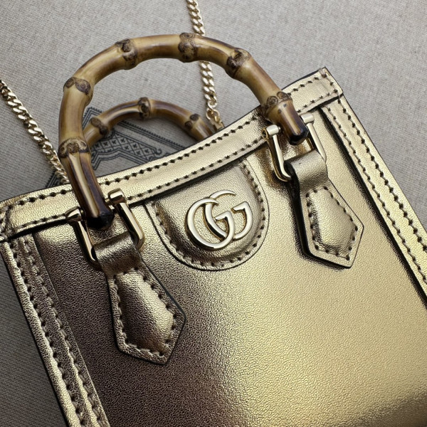 g*u*i diana S*per mini bag-12*12.5*6cm
