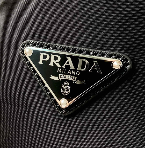 Pra*a backpack-29*40*17cm