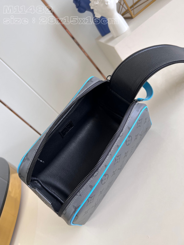 l0*is V*t0n locker dopp kit bag-23*13*12cm