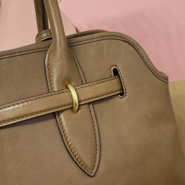 M*um*u aventure nappa leather bag