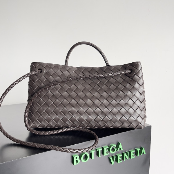 bo*te*ga Ve*ne*ta small east-west andiamo-29*10*18cm