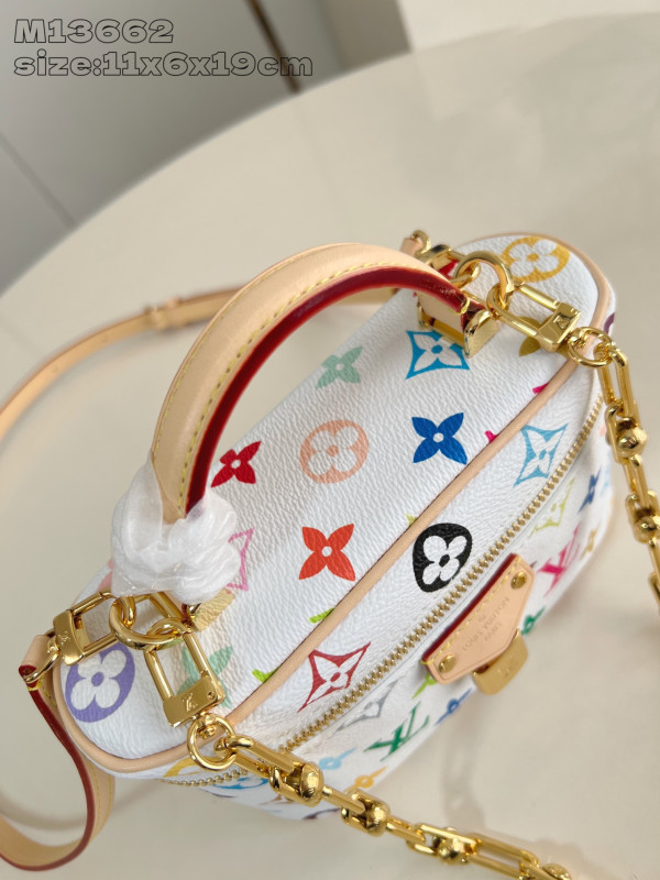 l0*is V*t0n vanity pouch-19 x 11.5 x 6.5 cm