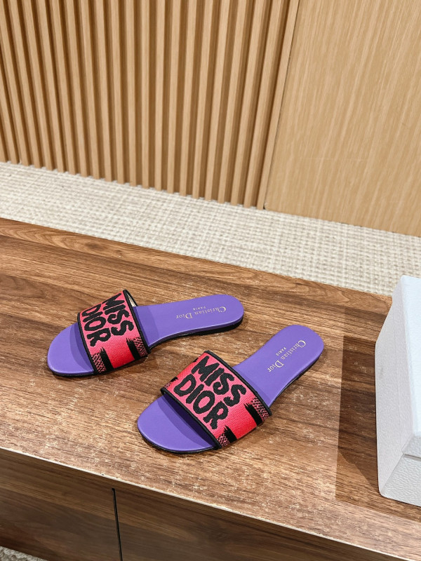 DIRO DWAY SLIDES