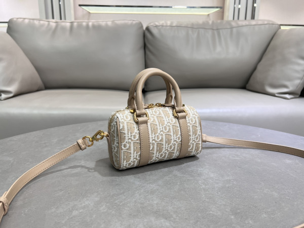 Diro Groove 17 Nano Bag
