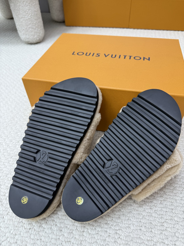 l0*is V*t0n slides