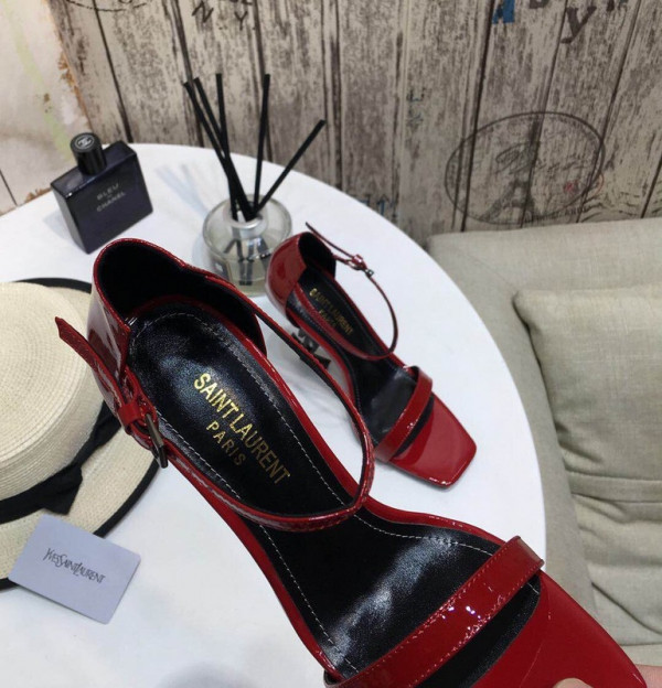 Y*L opyum sandals