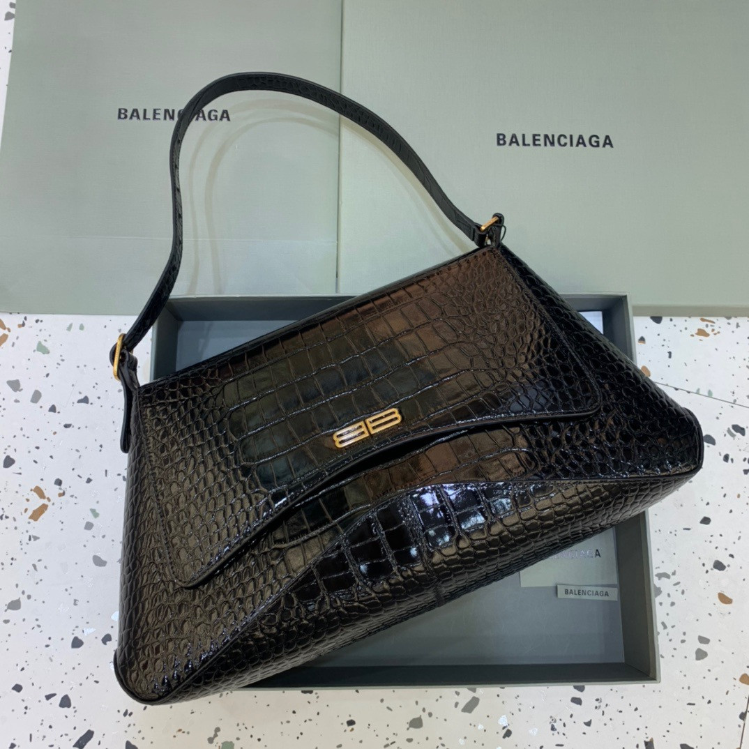 Ba*len*cia*ga women's xx medium flap bag
