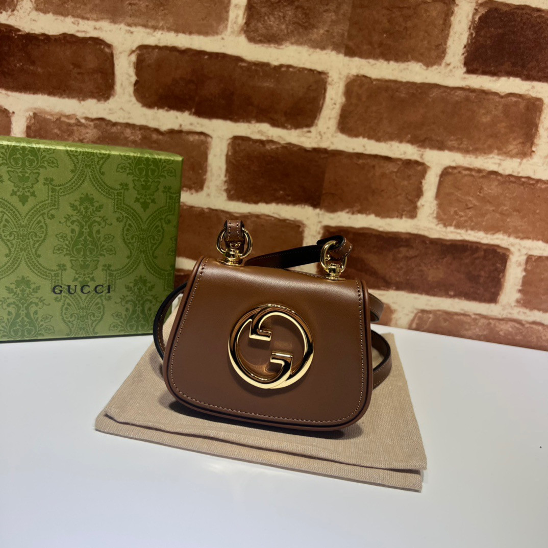 G*u*i blondie card case wallet