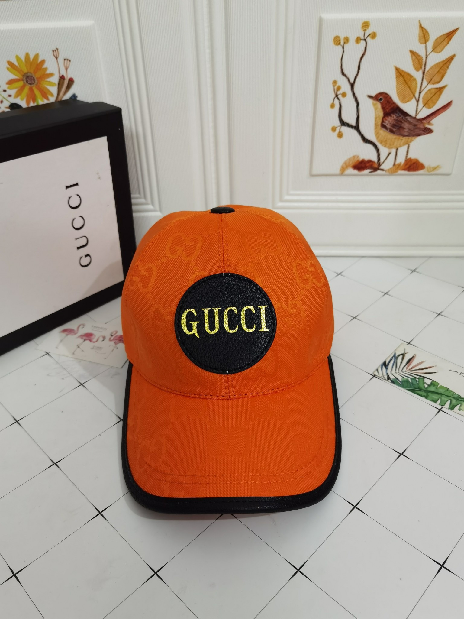 G*u*i hat