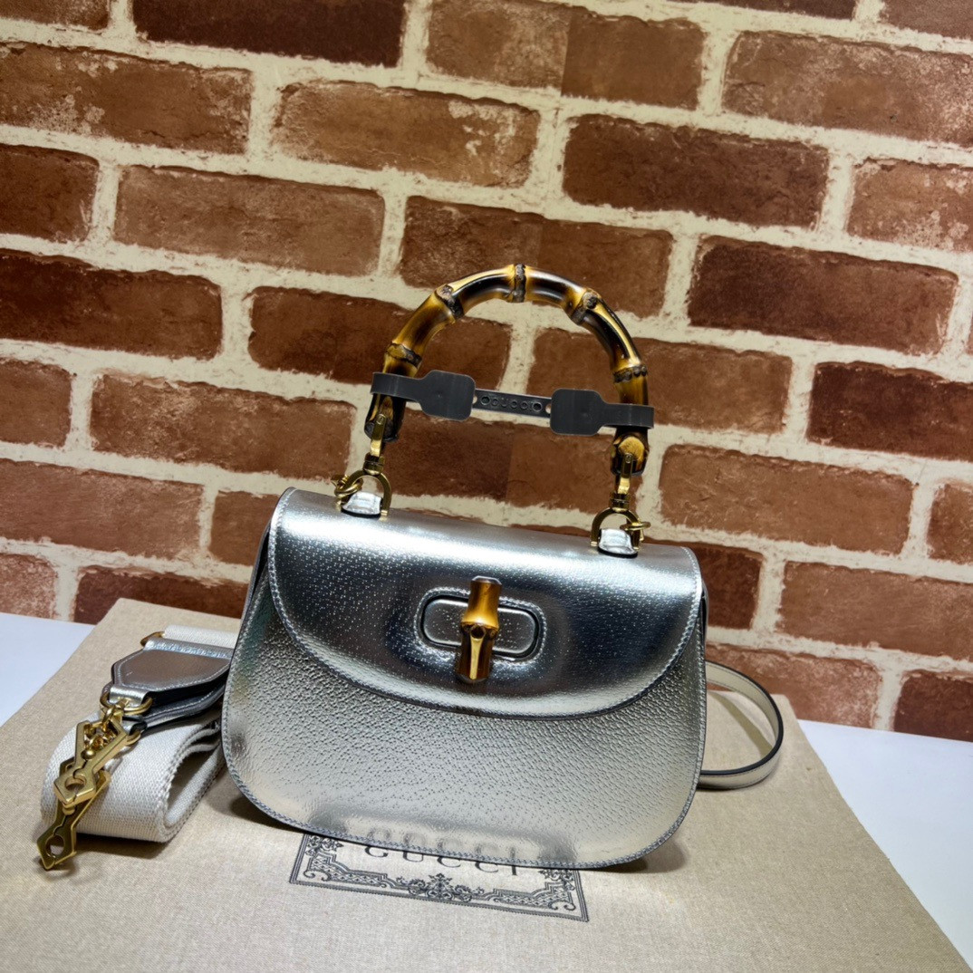 G*u*i small top handle bag with bamboo