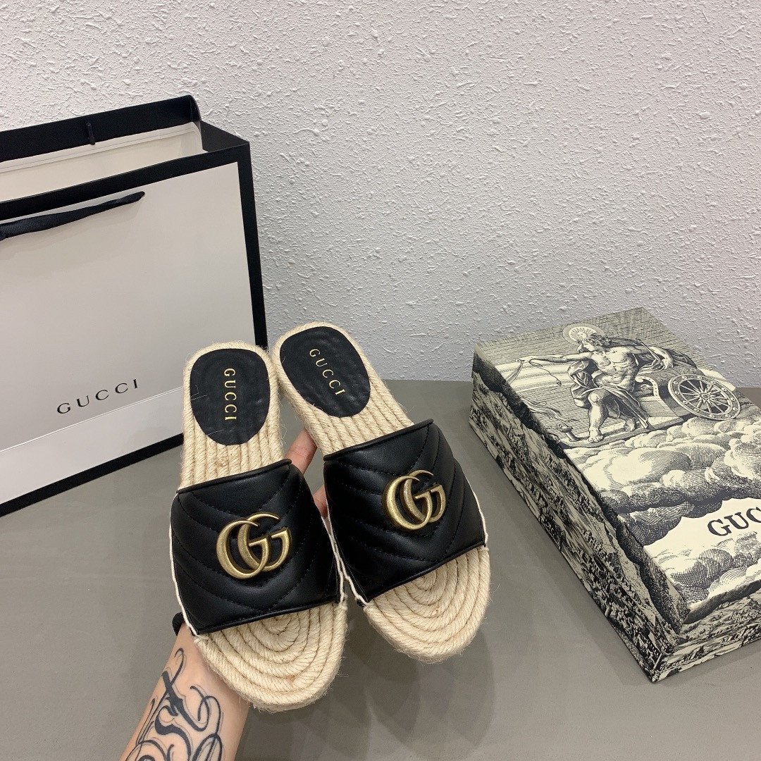 G*u*i leather espadrille sandal