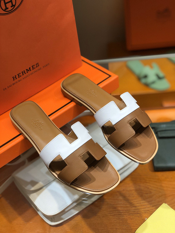 H**mes sandal