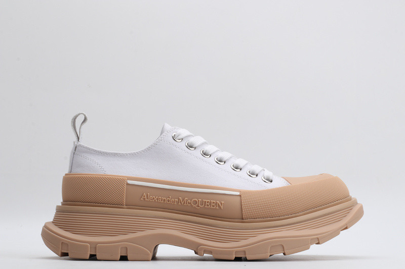 ale*d*r M*Q*en tread slick lace up