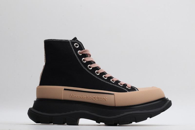 ale*d*r M*Q*en tread slick boot