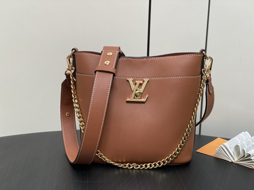 l0*is V*t0n lock and walk - 20 x 20.5 x 12cm