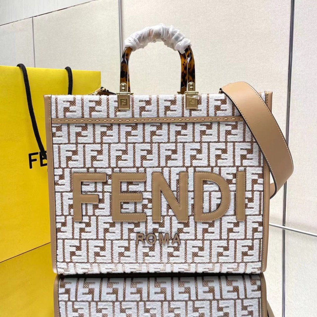 F**di sunshine medium-35*17*31cm