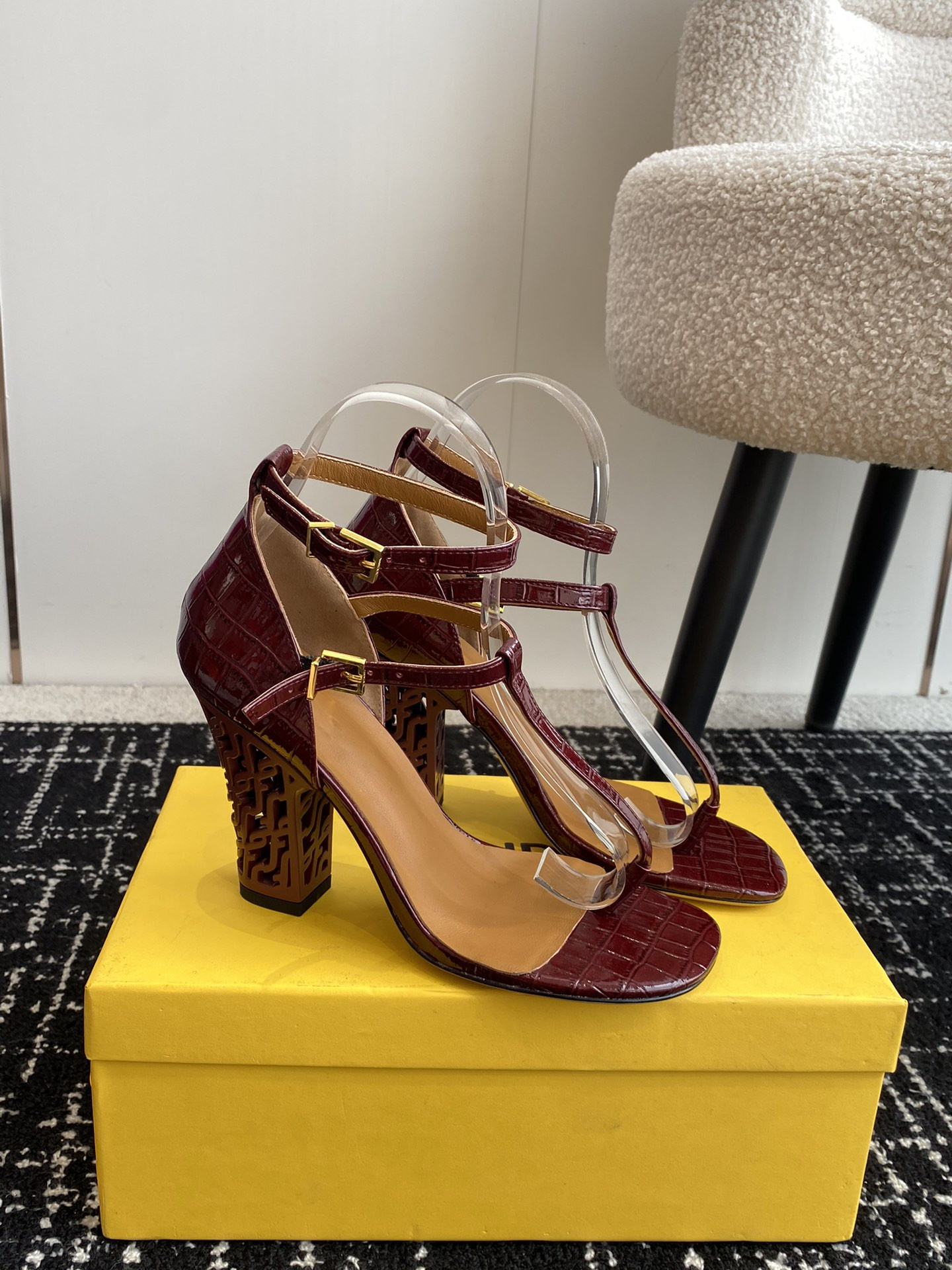 F**di heels