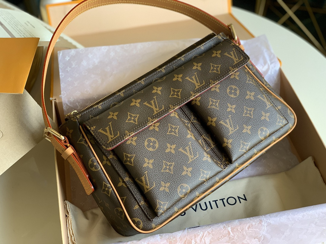 l0*is V*t0n vintage bag-32*10*20cm