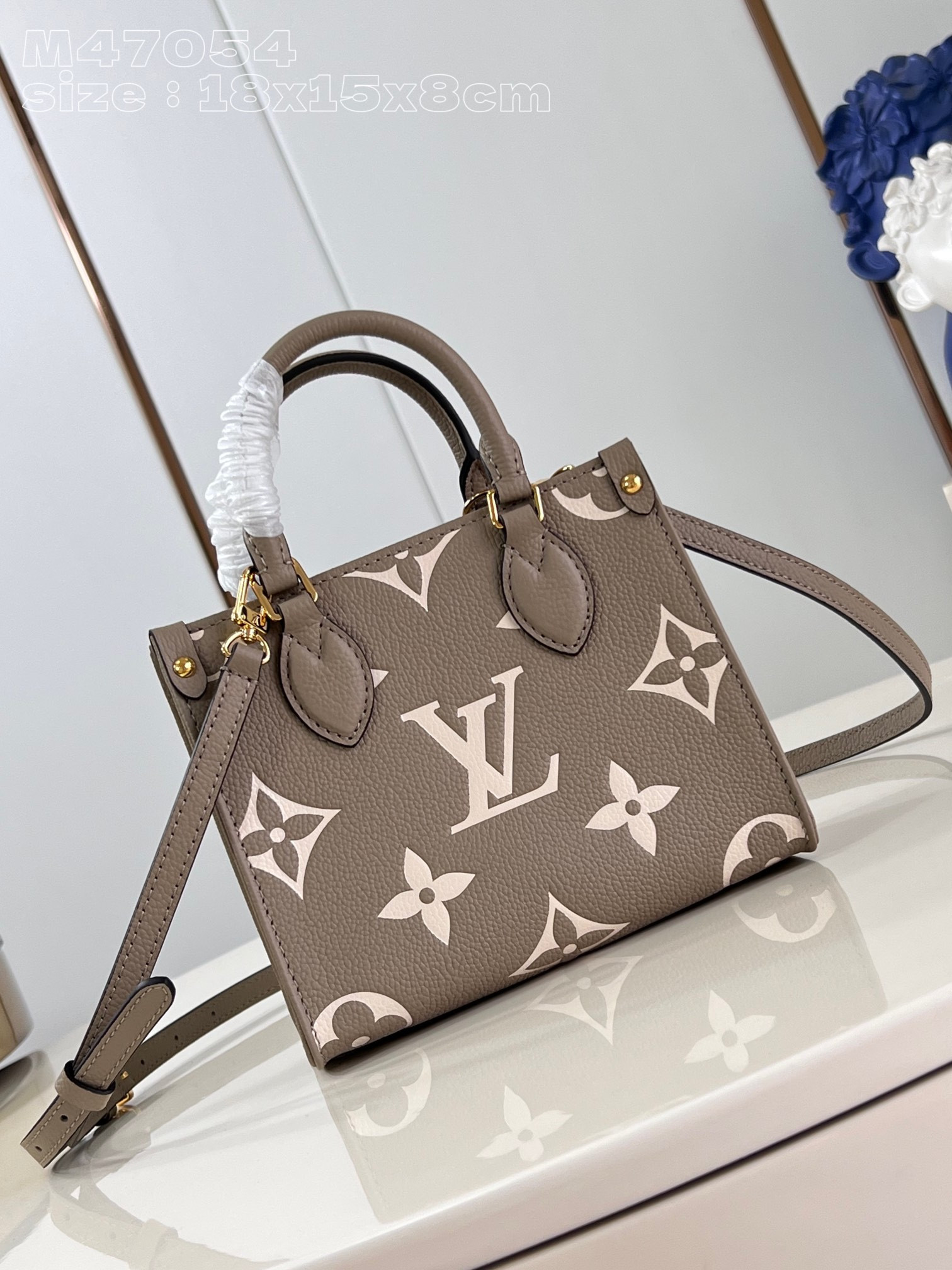 l0*is V*t0n onthego bb-18*15*8.5cm