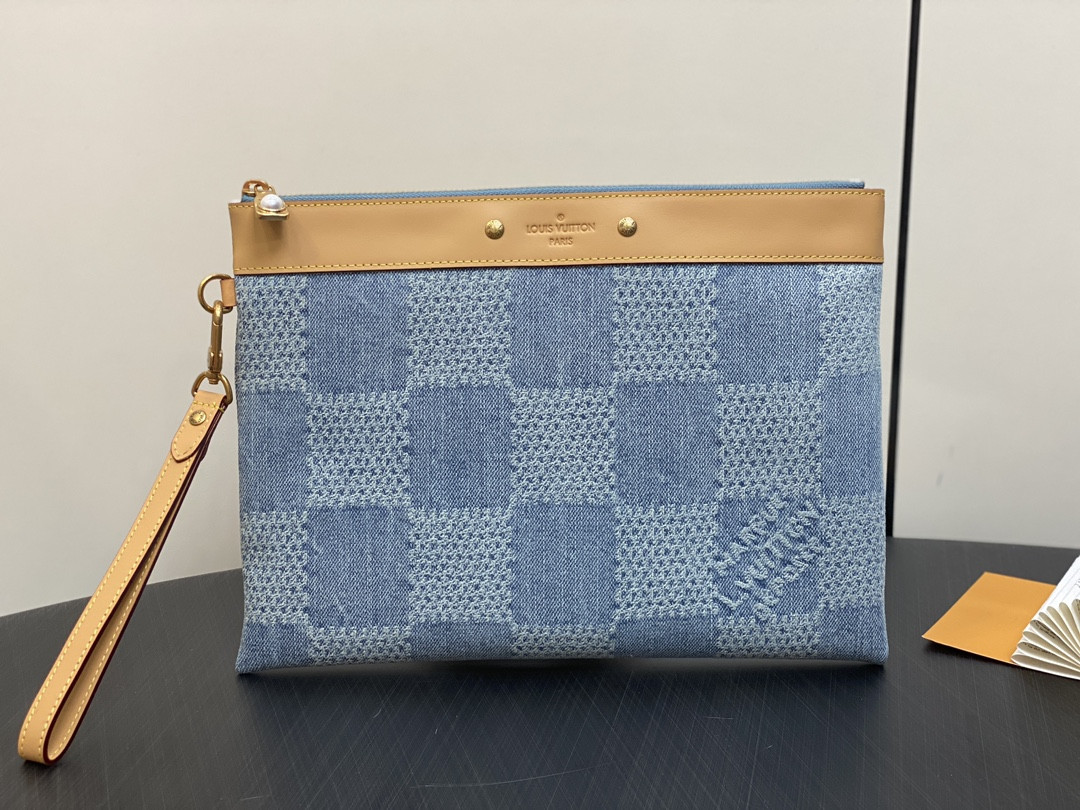 l0*is V*t0n pochette to-go-30*21.5*2cm