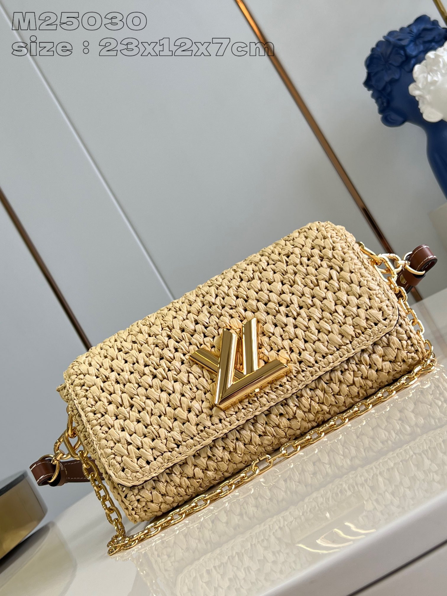 l0*is V*t0n twist west-23.5*12*7cm
