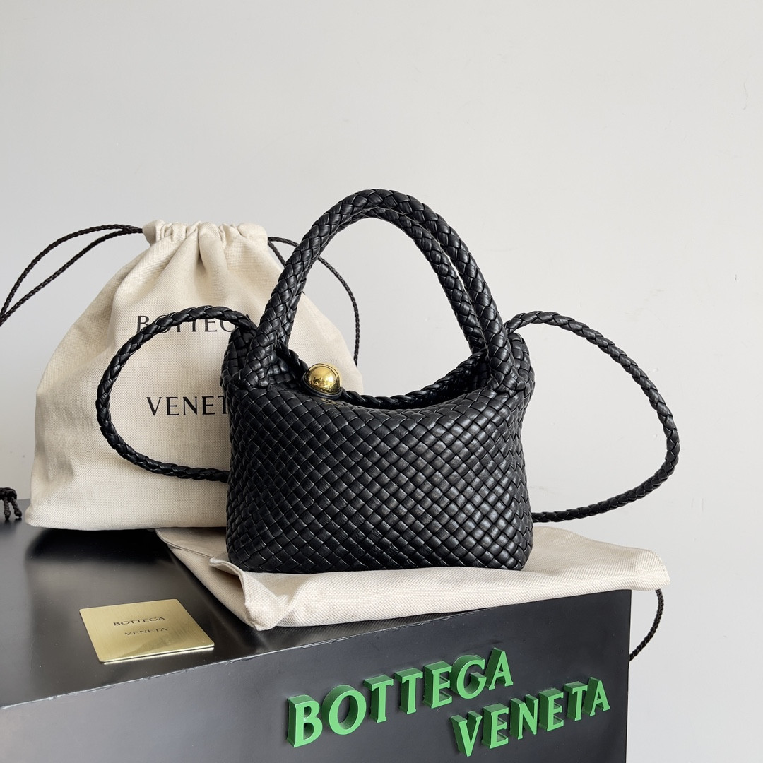 bo*te*ga Ve*ne*ta mini tosca