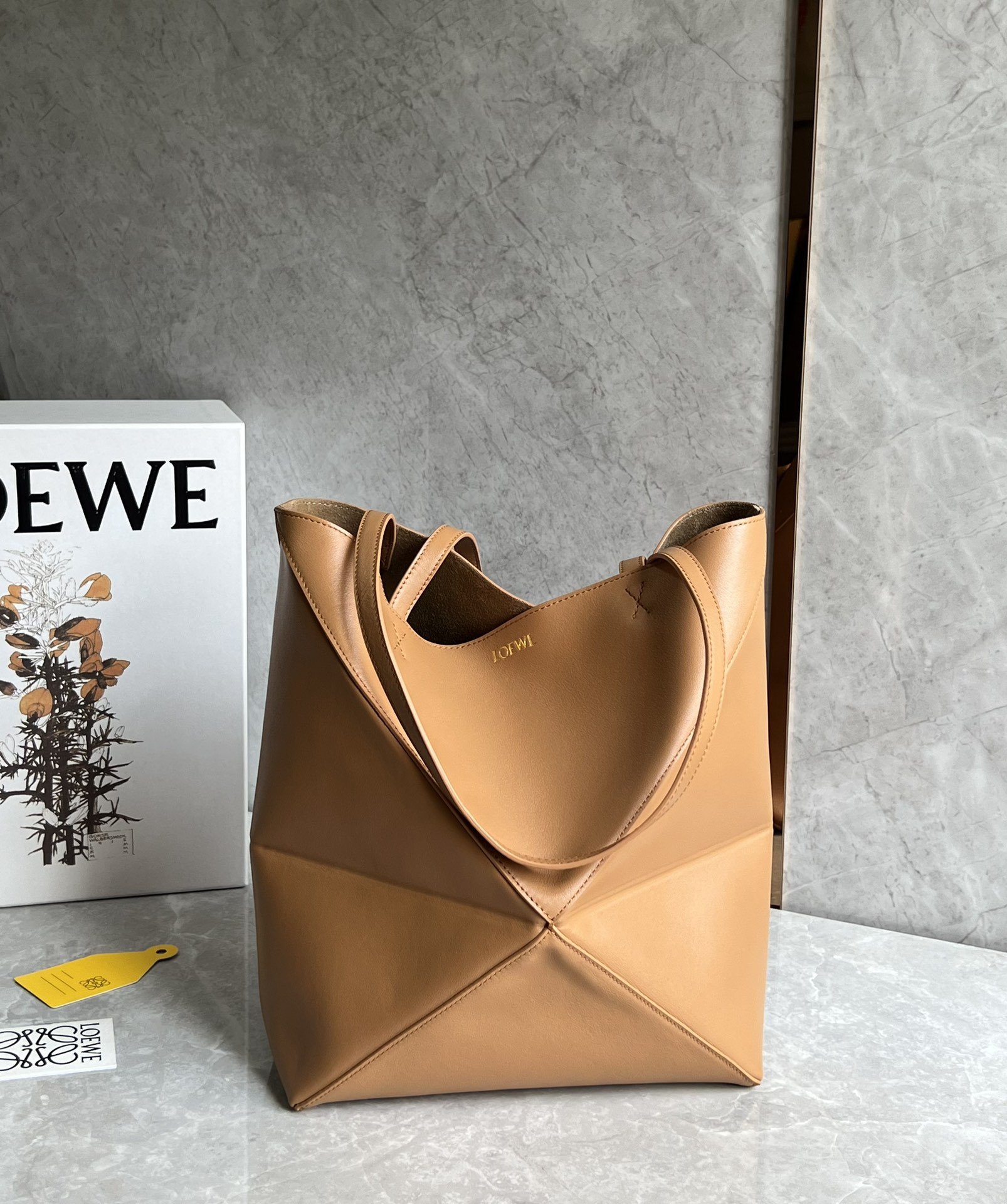 Lowee Puzzle Fold medium Tote -  25.5X14.5X31.5cm