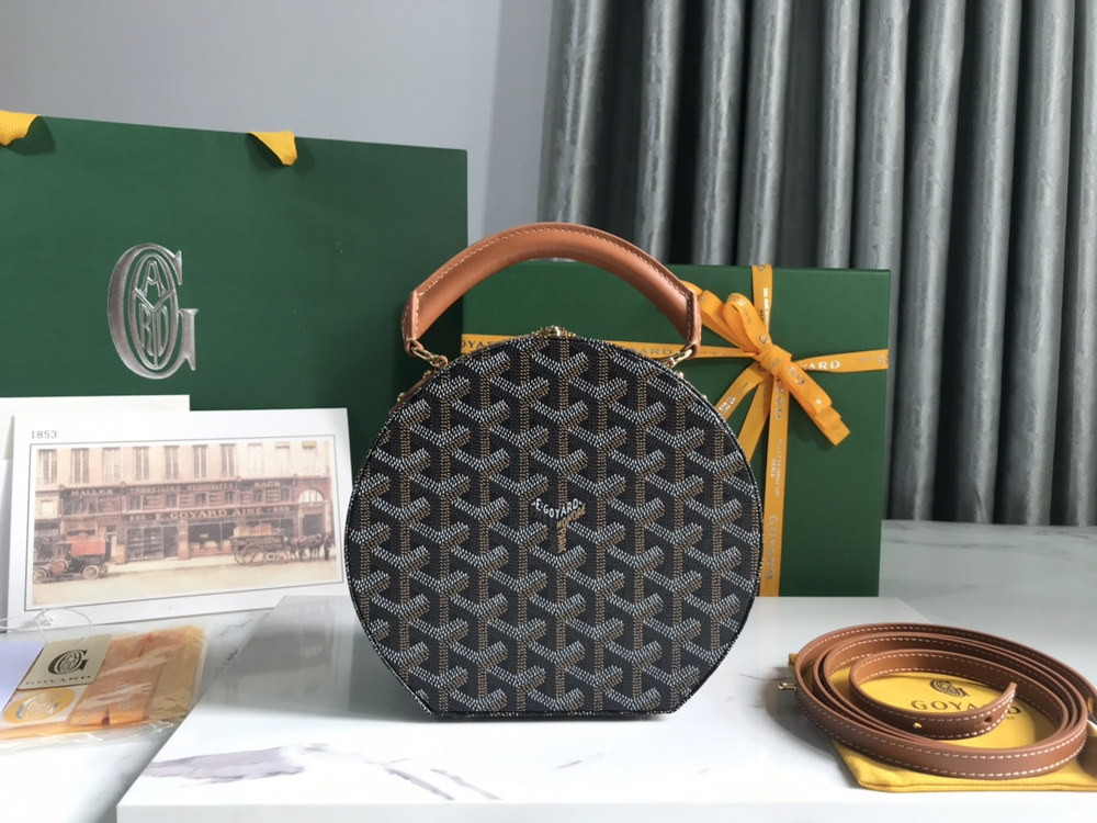 Go*ard the alto hatbox trunk bag