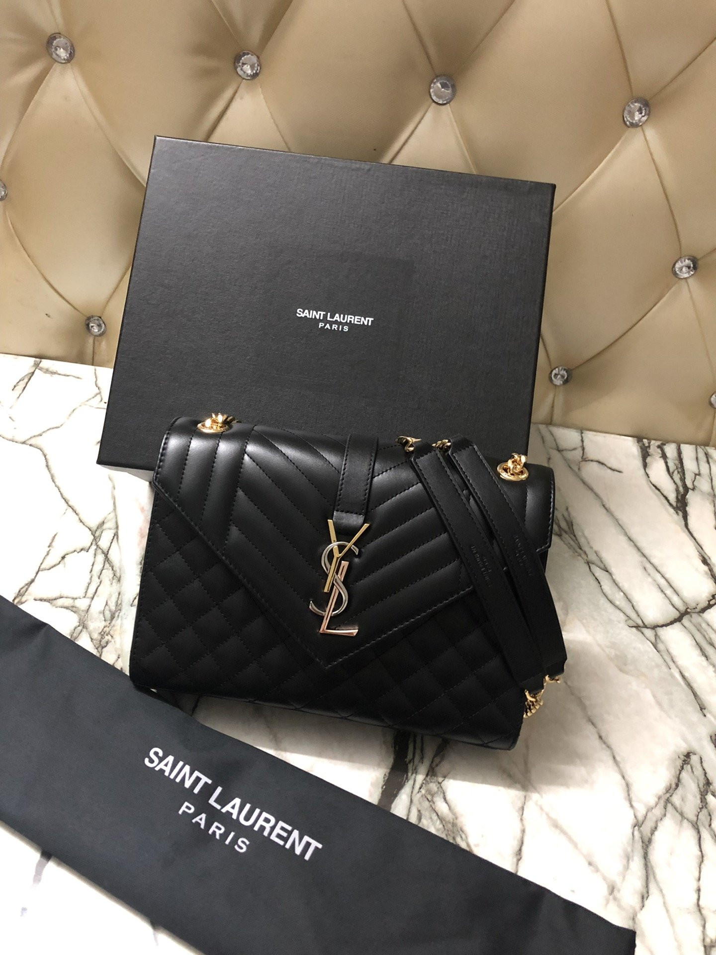 Y*L envelope medium bag